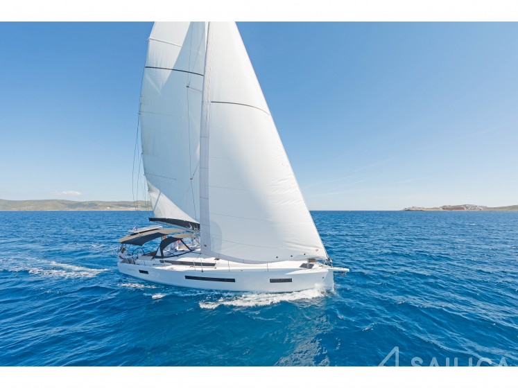 Sun Odyssey 490 - Yacht Charter Sailica