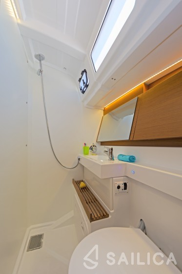 Sun Odyssey 490 - Yacht Charter Sailica