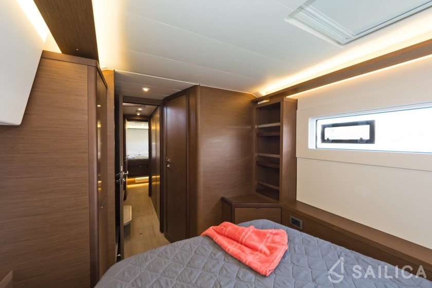 Lagoon 46  - Yacht Charter Sailica