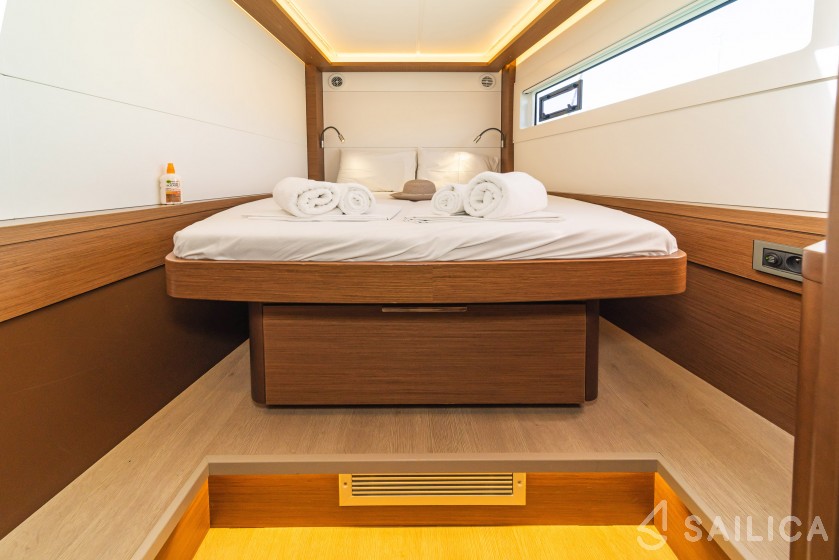 Lagoon 46  - Yacht Charter Sailica
