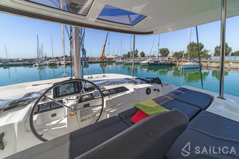 Lagoon 46  - Yacht Charter Sailica