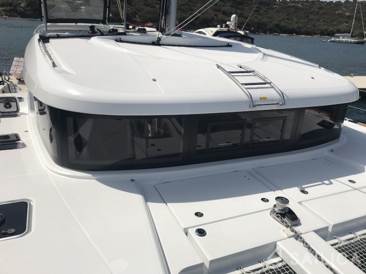 Lagoon 40 - Yacht Charter Sailica