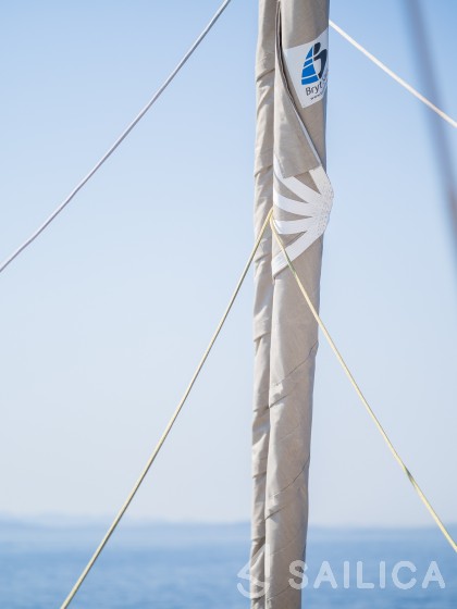 Sunreef 60 - Yacht Charter Sailica