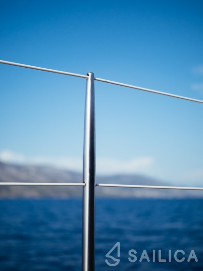 Sunreef 60 - Yacht Charter Sailica