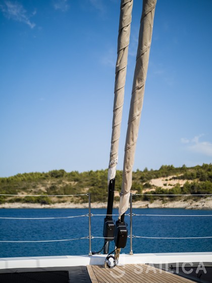Sunreef 60 - Yacht Charter Sailica