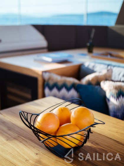 Sunreef 60 - Yacht Charter Sailica