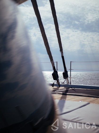 Sunreef 60 - Yacht Charter Sailica