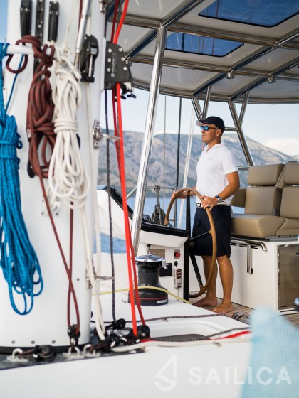 Sunreef 60 - Yacht Charter Sailica