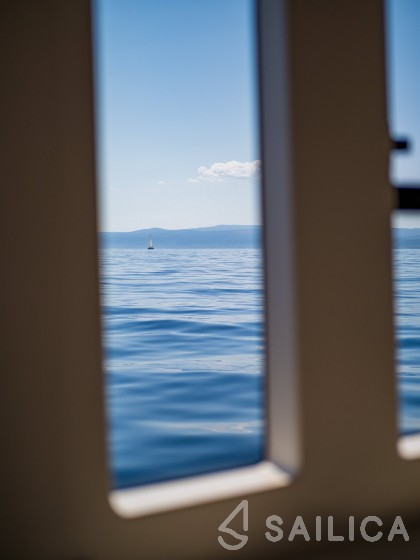 Sunreef 60 - Yacht Charter Sailica