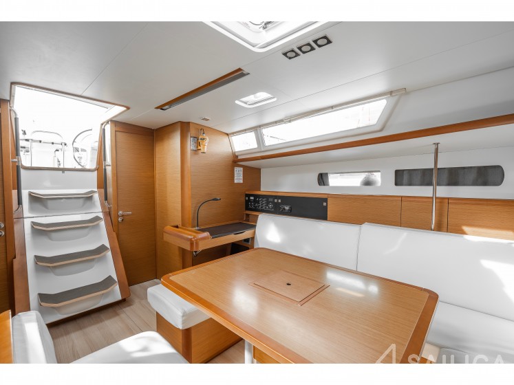 Sun Odyssey 479 - Yacht Charter Sailica