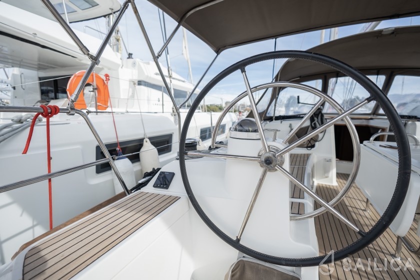 Sun Odyssey 479 - Yacht Charter Sailica