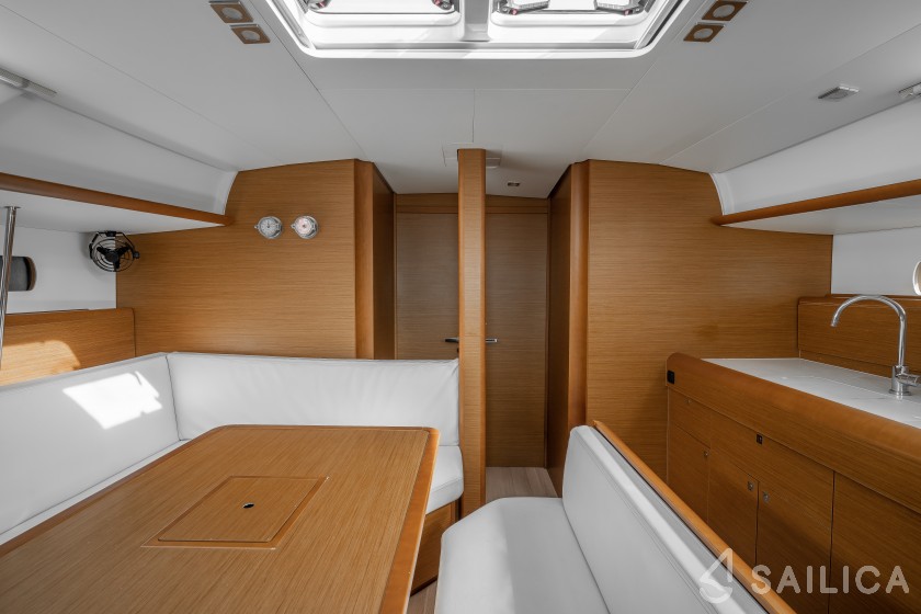 Sun Odyssey 479 - Yacht Charter Sailica