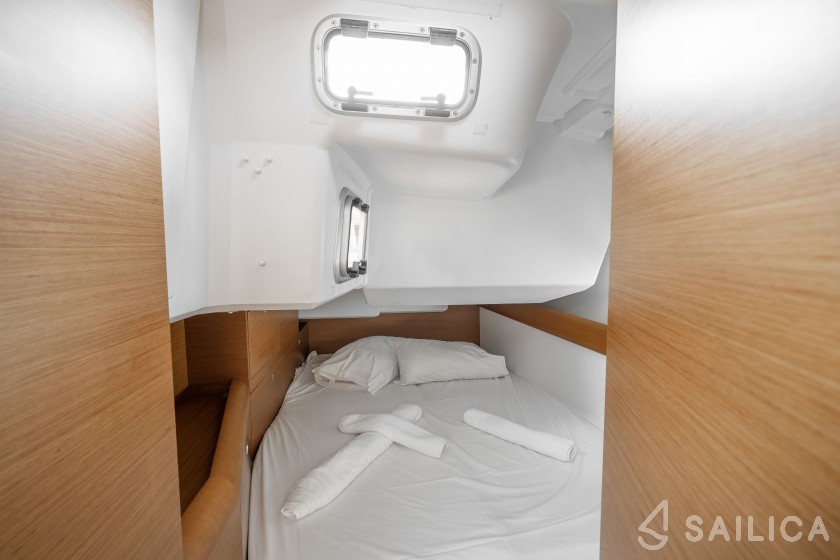 Sun Odyssey 479 - Yacht Charter Sailica