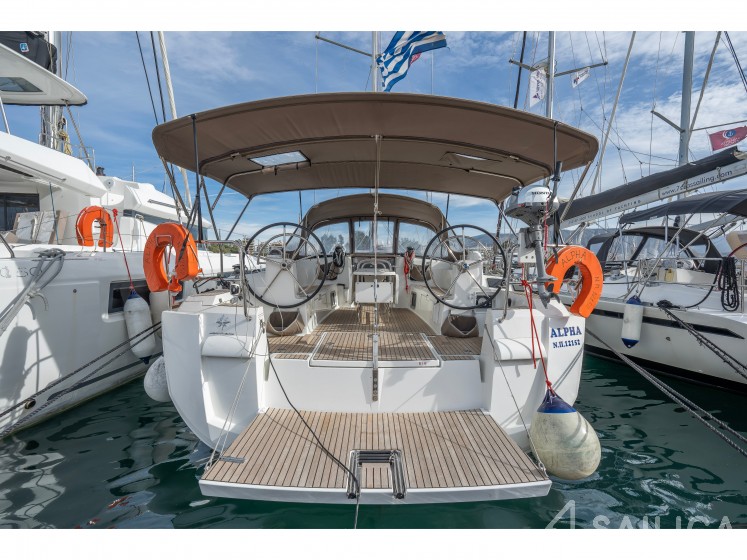 Sun Odyssey 479 - Yacht Charter Sailica