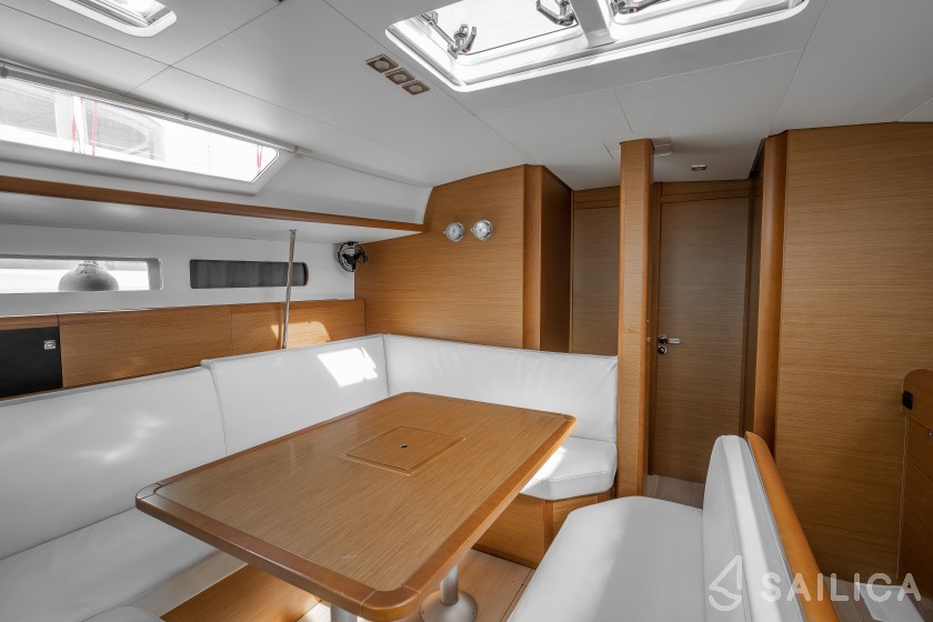 Sun Odyssey 479 - Yacht Charter Sailica