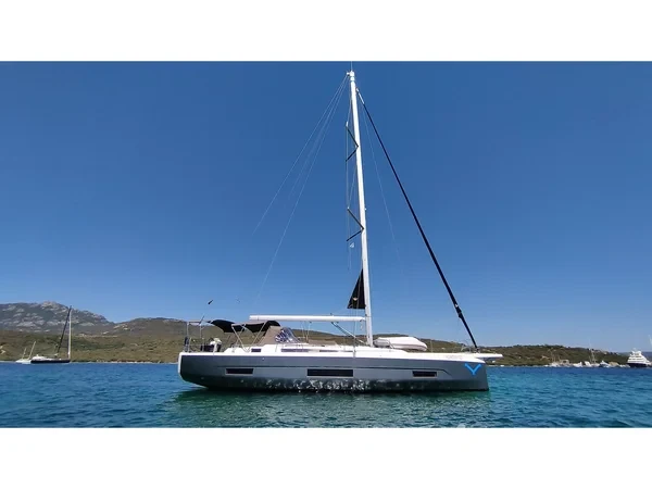 Dufour 470 - Yacht Charter Sailica