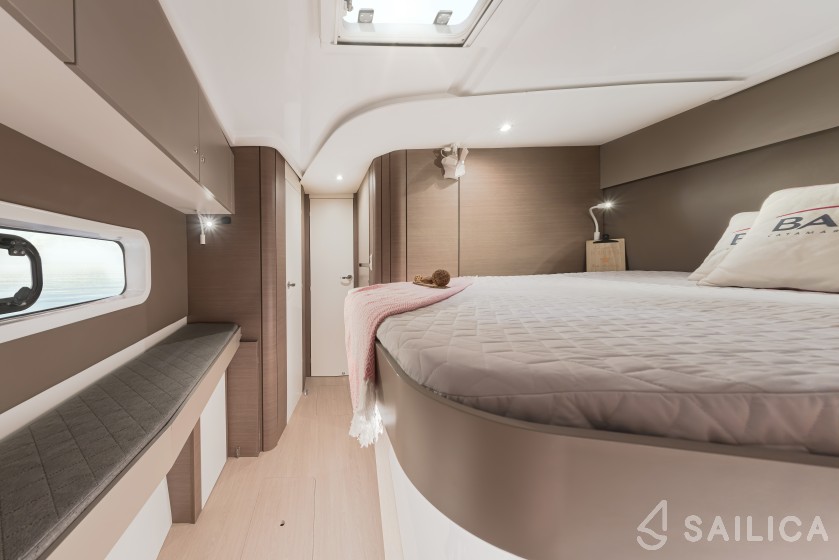 Bali Catspace - Yacht Charter Sailica