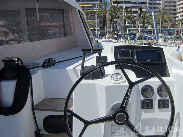 Nautitech 40 Open - 4 + 1 cab. - Yacht Charter Sailica