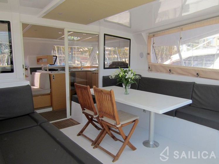 Nautitech 40 Open - 4 + 1 cab. - Yacht Charter Sailica