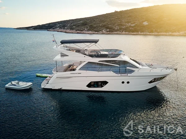 Absolute 50 Fly - Yacht Charter Sailica