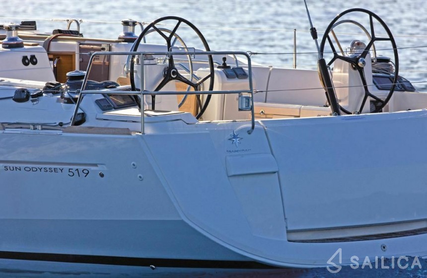 Sun Odyssey 519 - Yacht Charter Sailica