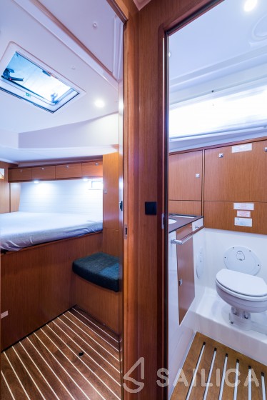 Bavaria Cruiser 46 - Yacht Charter Sailica