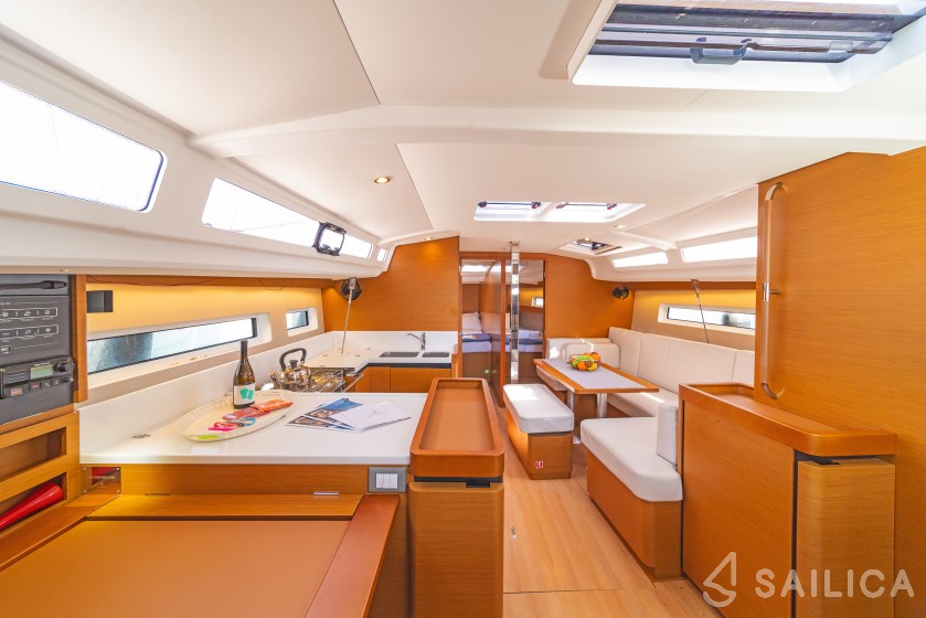 Sun Odyssey 440 - Yacht Charter Sailica