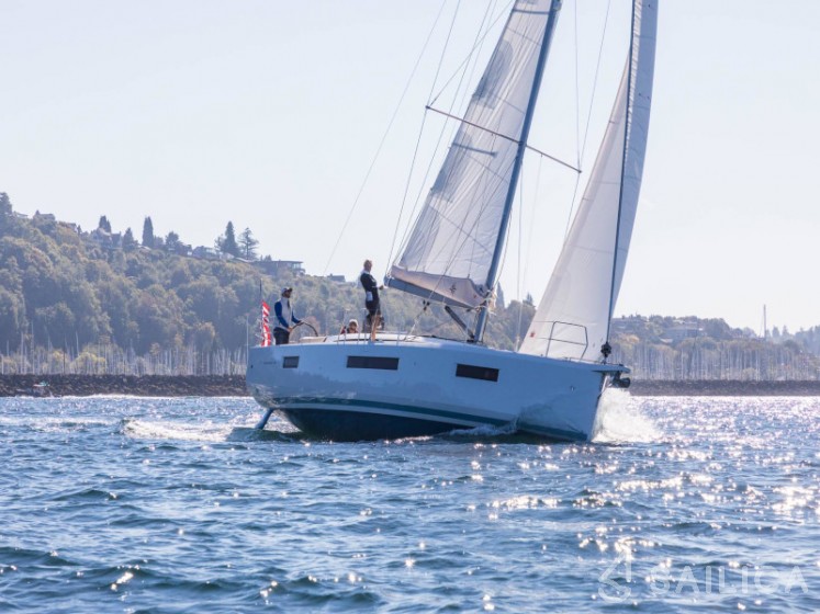 Sun Odyssey 440 - Yacht Charter Sailica