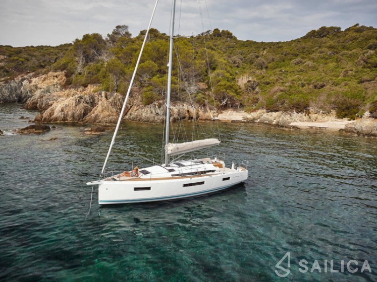 Sun Odyssey 440 - Yacht Charter Sailica