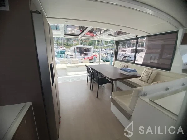 Bali 4.3 - Yacht Charter Sailica