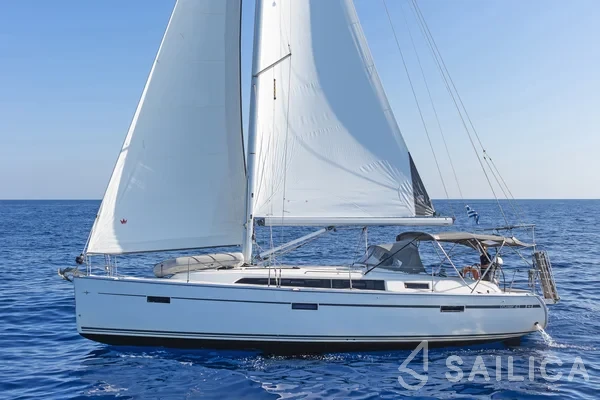Bavaria 41 Cruiser - Yacht Charter Sailica