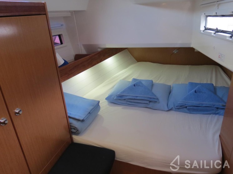 Bavaria 40 Cruiser - Yacht Charter Sailica