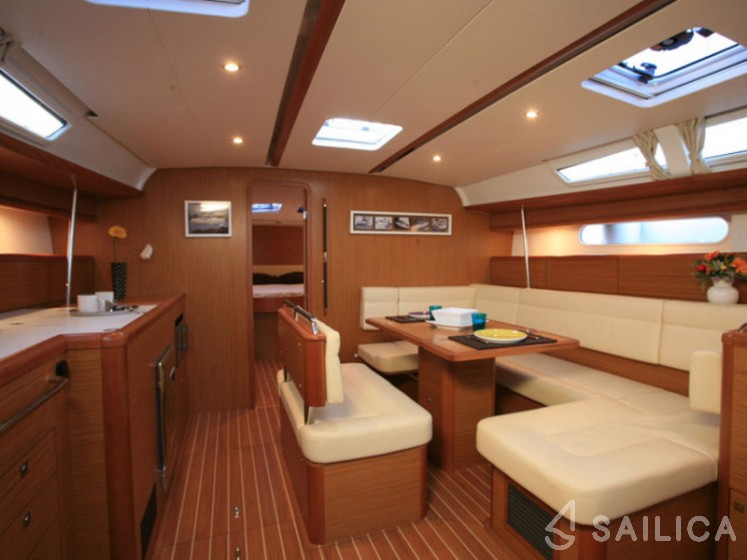 Sun Odyssey 49i - Yacht Charter Sailica