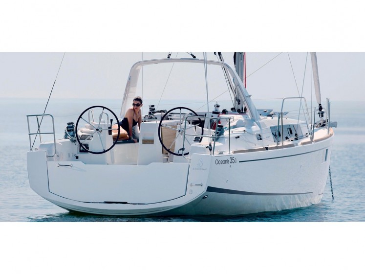 Oceanis 35.1 - Yacht Charter Sailica