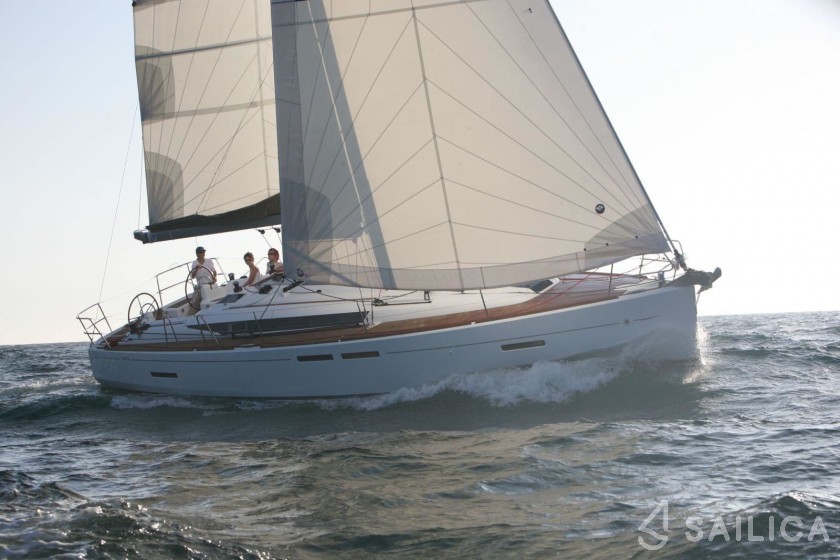 Sun Odyssey 409 - Yacht Charter Sailica