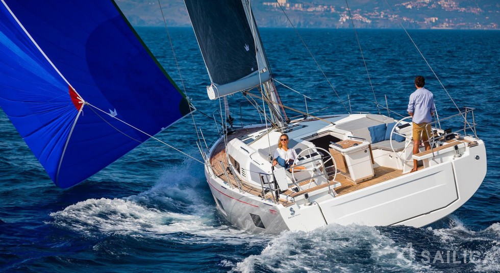 Oceanis 46.1 - Yacht Charter Sailica