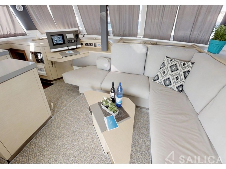 Saona 47 - Yacht Charter Sailica