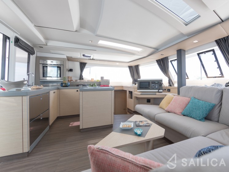 Saona 47 - Yacht Charter Sailica