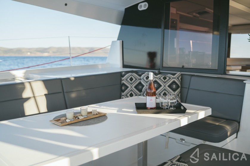 Saona 47 - Yacht Charter Sailica