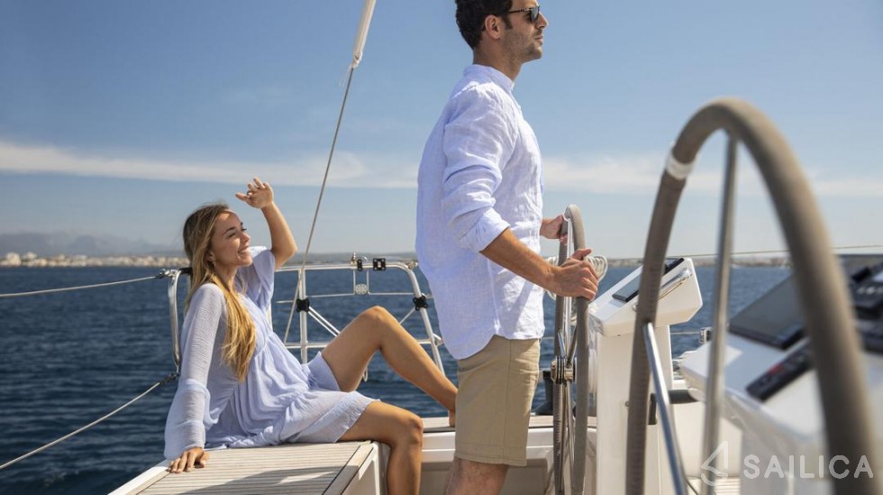 Bavaria C45 - Yacht Charter Sailica