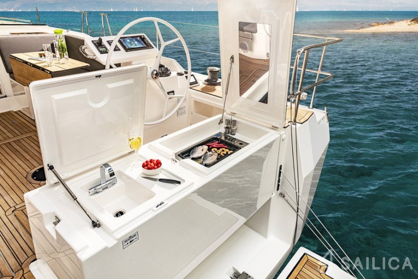 Bavaria C45 - Yacht Charter Sailica