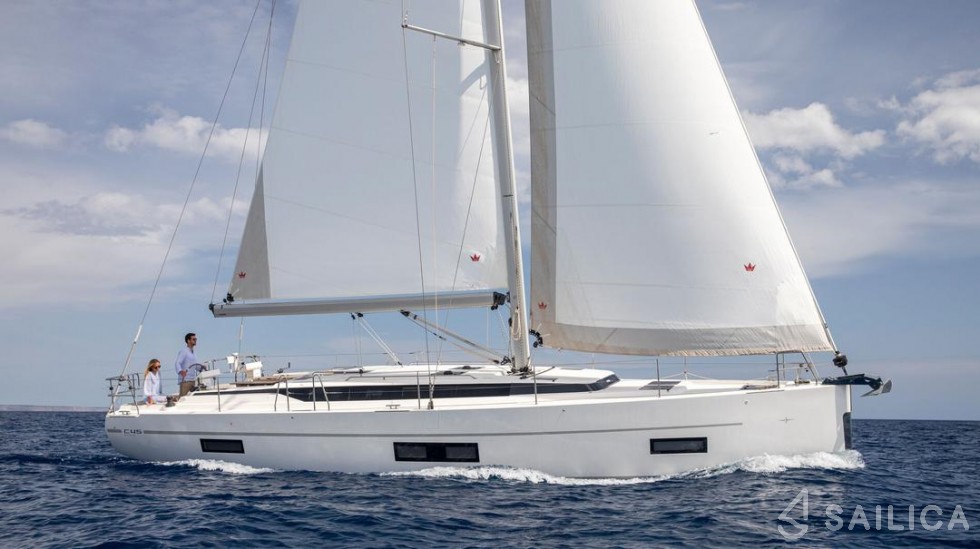 Bavaria C45 Holiday - Yacht Charter Sailica