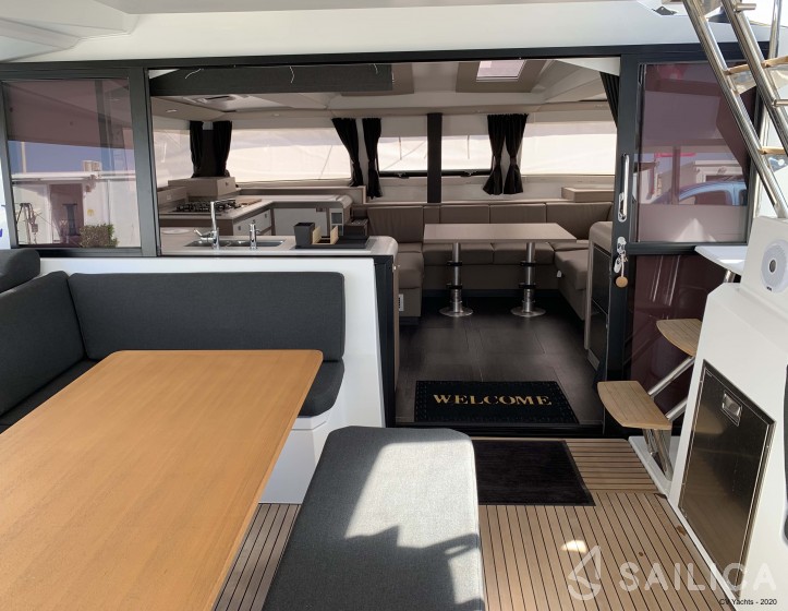 Elba 45 - Yacht Charter Sailica