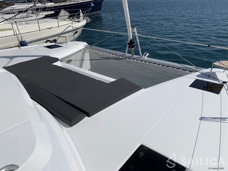 Elba 45 - Yacht Charter Sailica