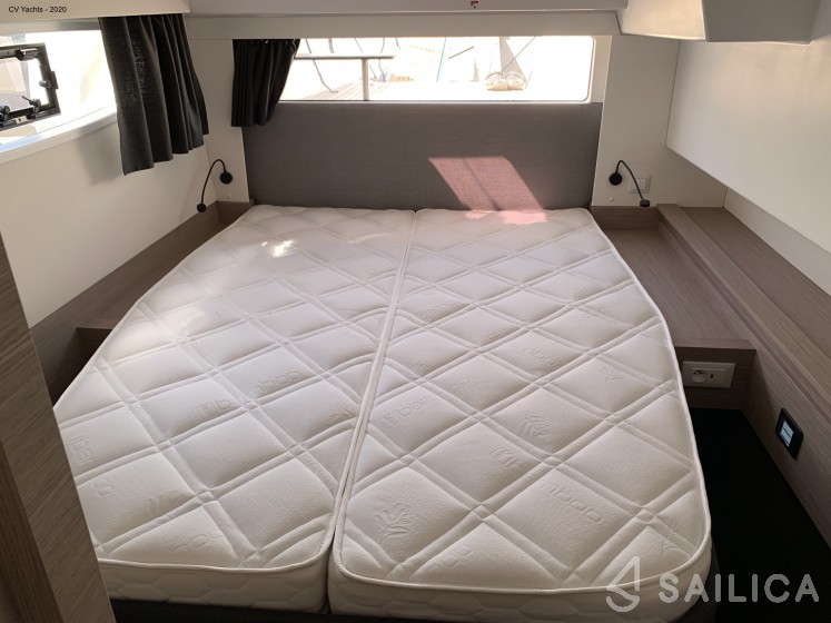 Elba 45 - Yacht Charter Sailica