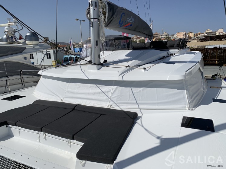 Elba 45 - Yacht Charter Sailica