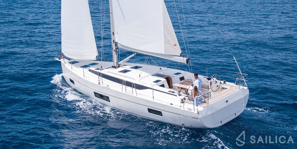 Bavaria C45 - Yacht Charter Sailica