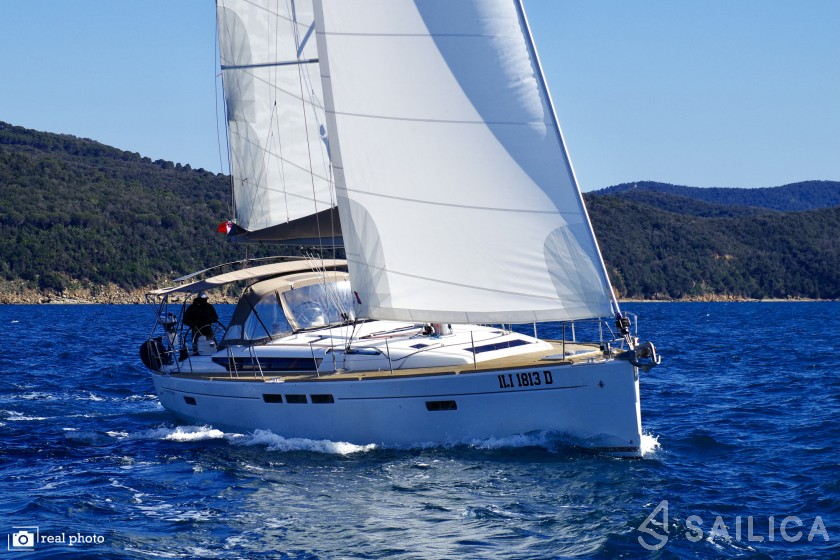 Sun Odyssey 519 - Yacht Charter Sailica