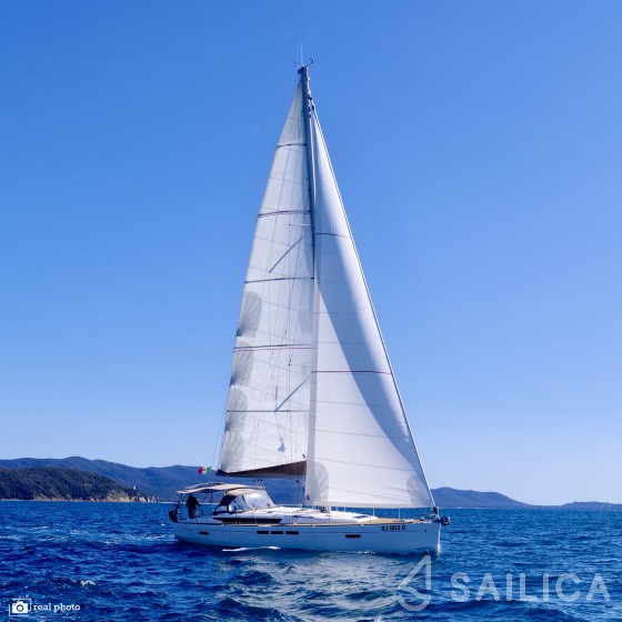 Sun Odyssey 519 - Yacht Charter Sailica