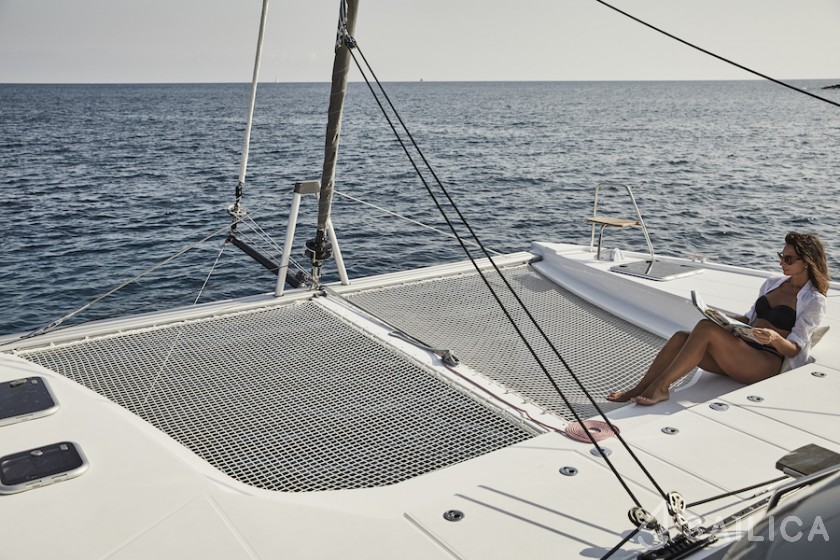 Nautitech 40 - Yacht Charter Sailica